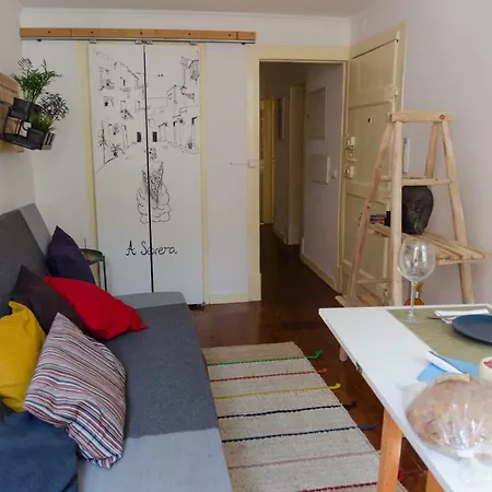 Mouraria Downtown Apartment *